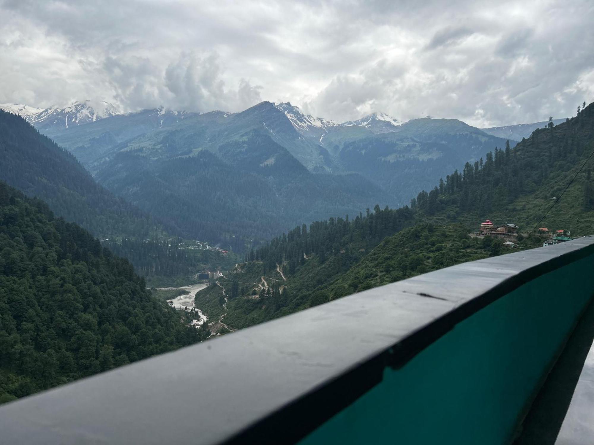 Aman Resort, Tosh Village, Himachal Pradesh 外观 照片
